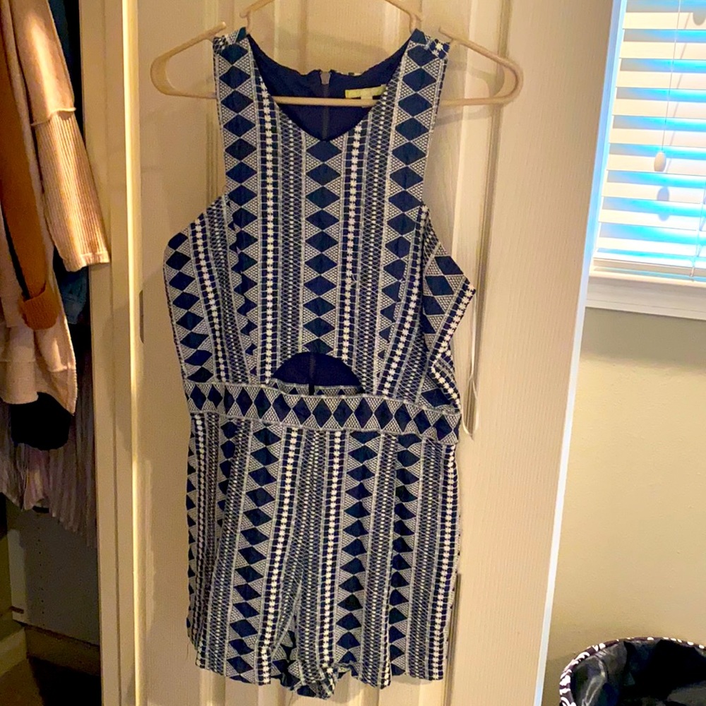 Gianni Bini, size large, navy and white detailed romper.